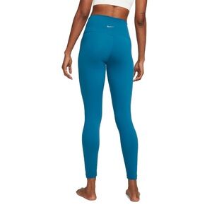 Nike Yoga Leggings